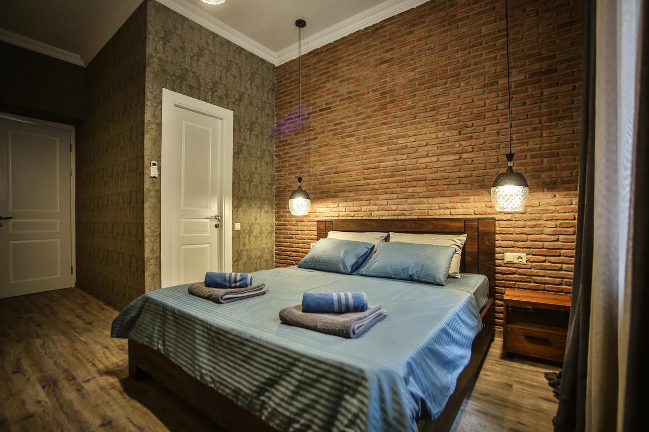 Classy Apartments Central Tbilisi ภายนอก รูปภาพ